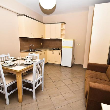 Seaview Apartment Vlore Luaran gambar