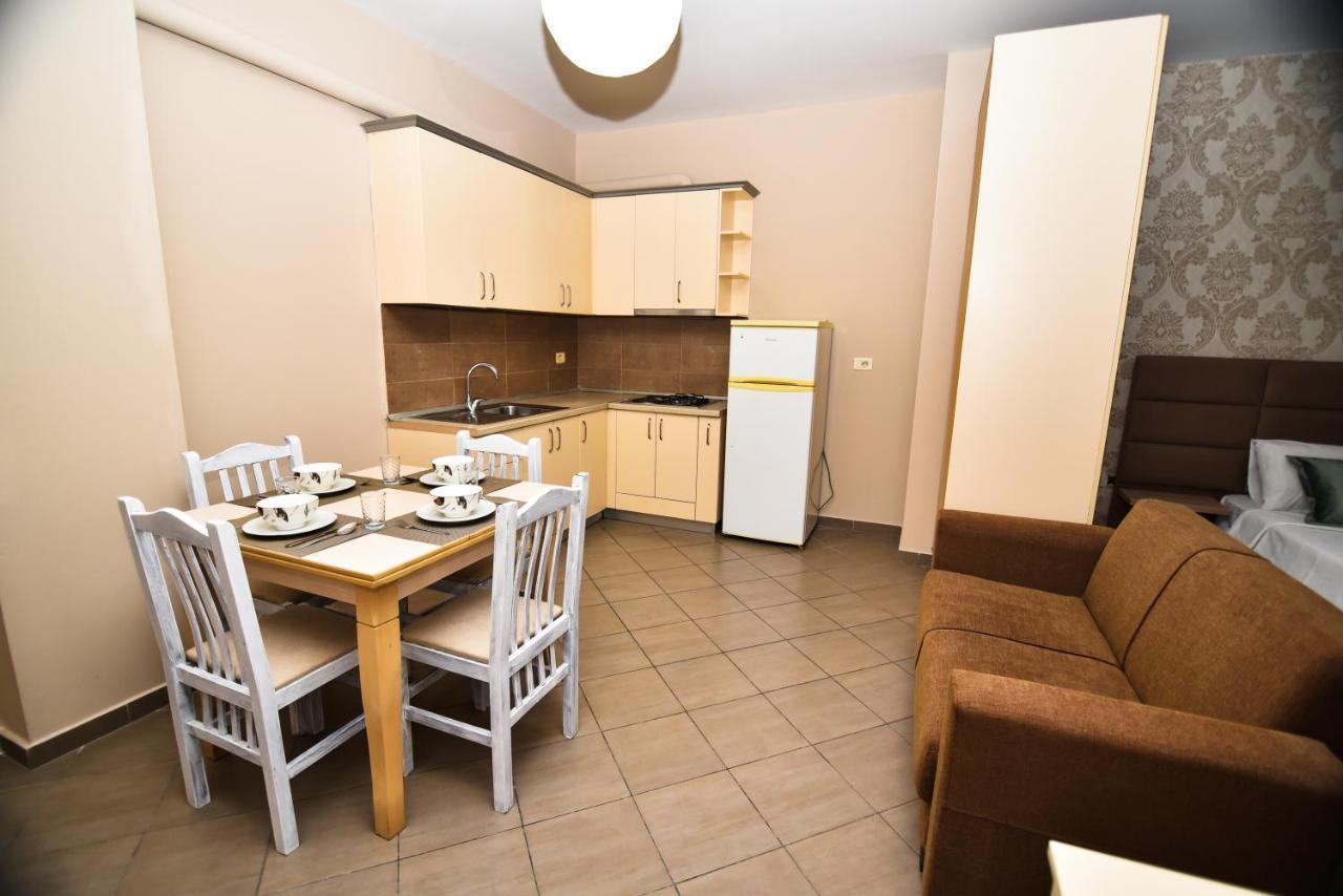 Seaview Apartment Vlore Luaran gambar