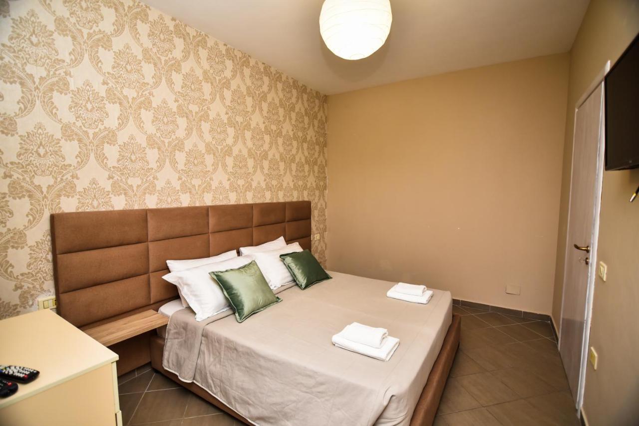 Seaview Apartment Vlore Luaran gambar